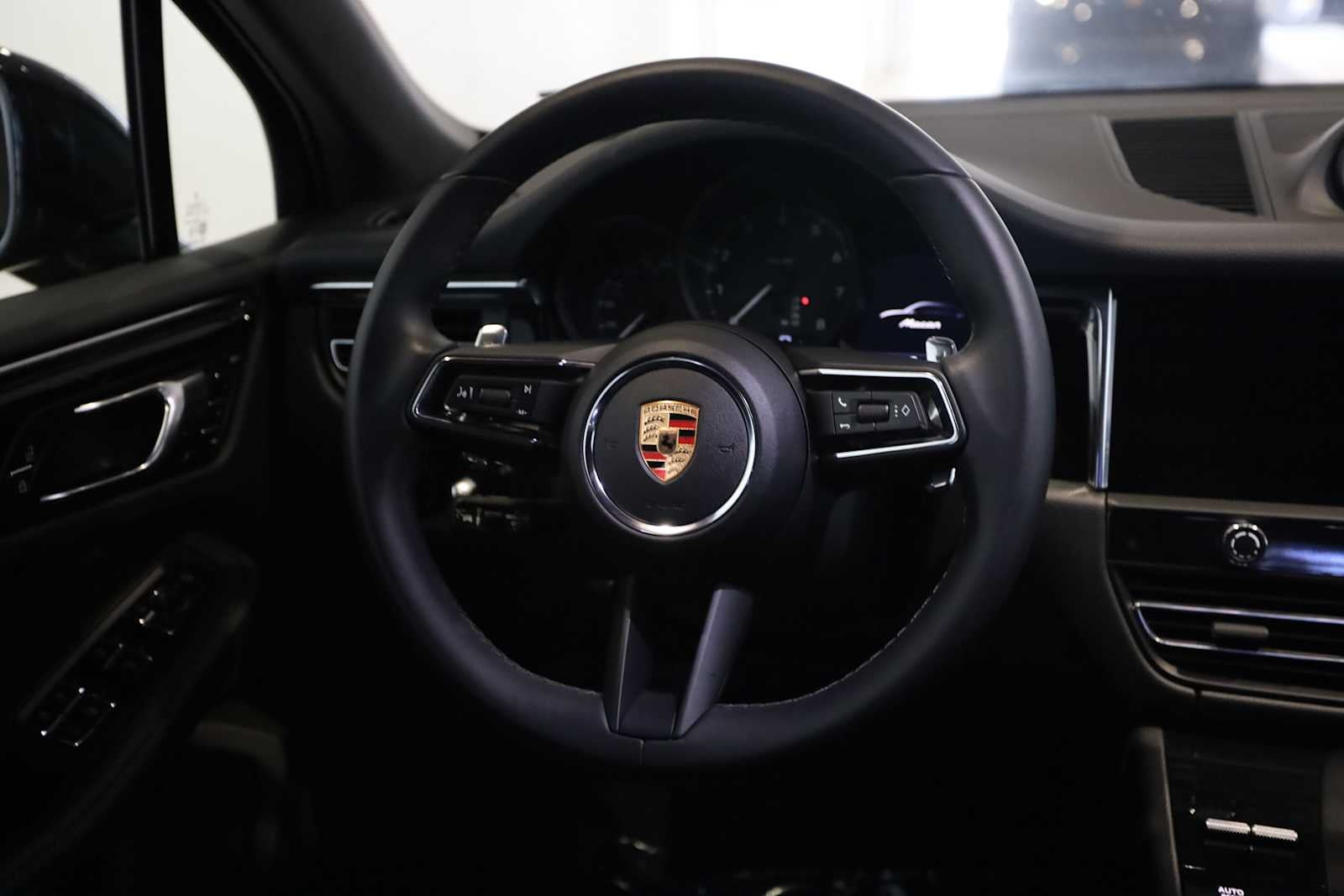 2025 Porsche Macan Macan