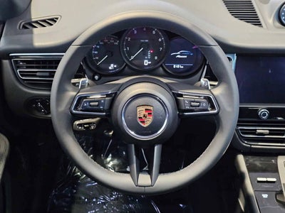 2025 Porsche Macan Macan