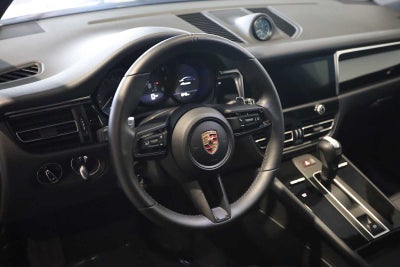 2025 Porsche Macan Macan