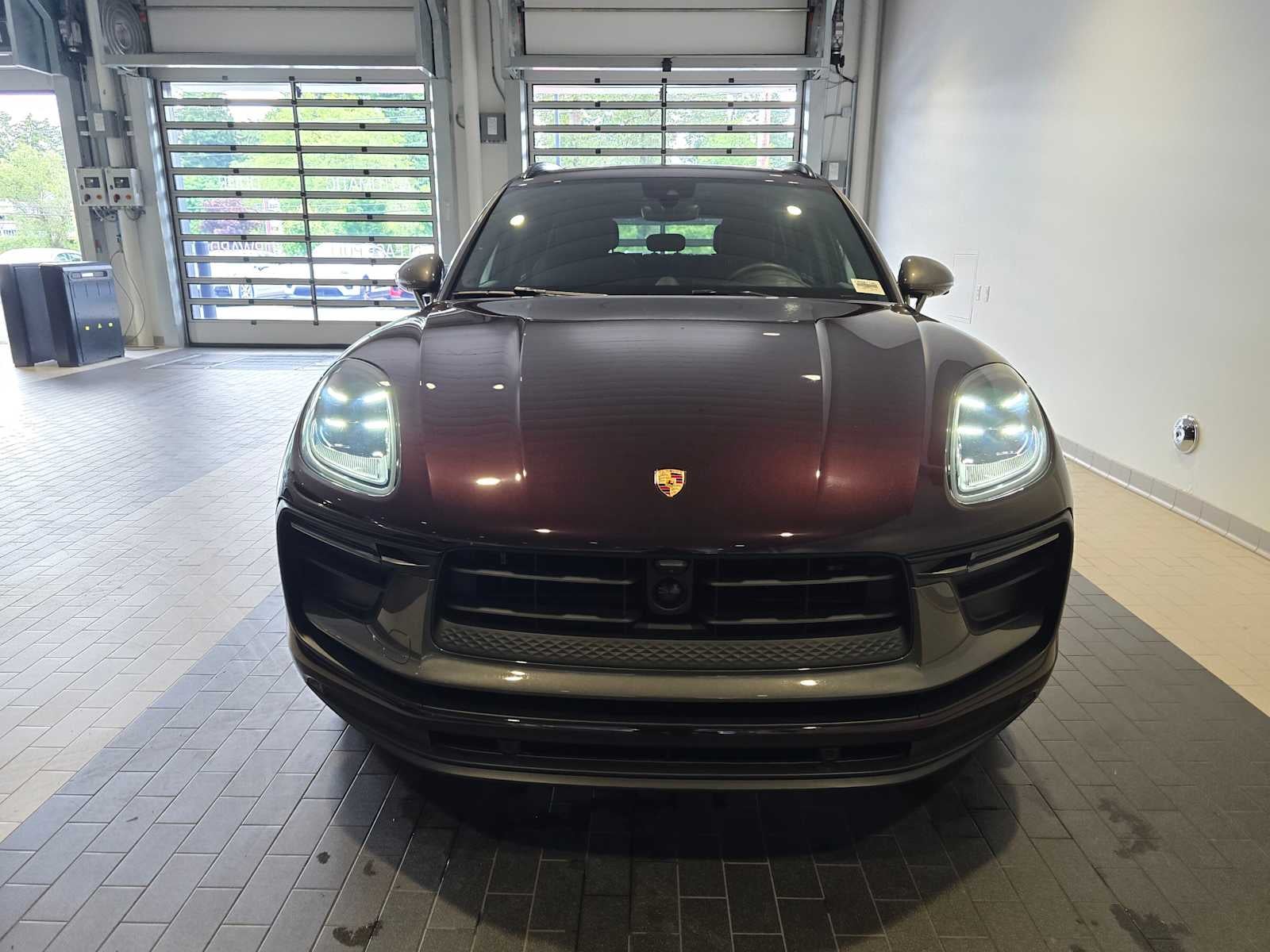 2025 Porsche Macan Macan T