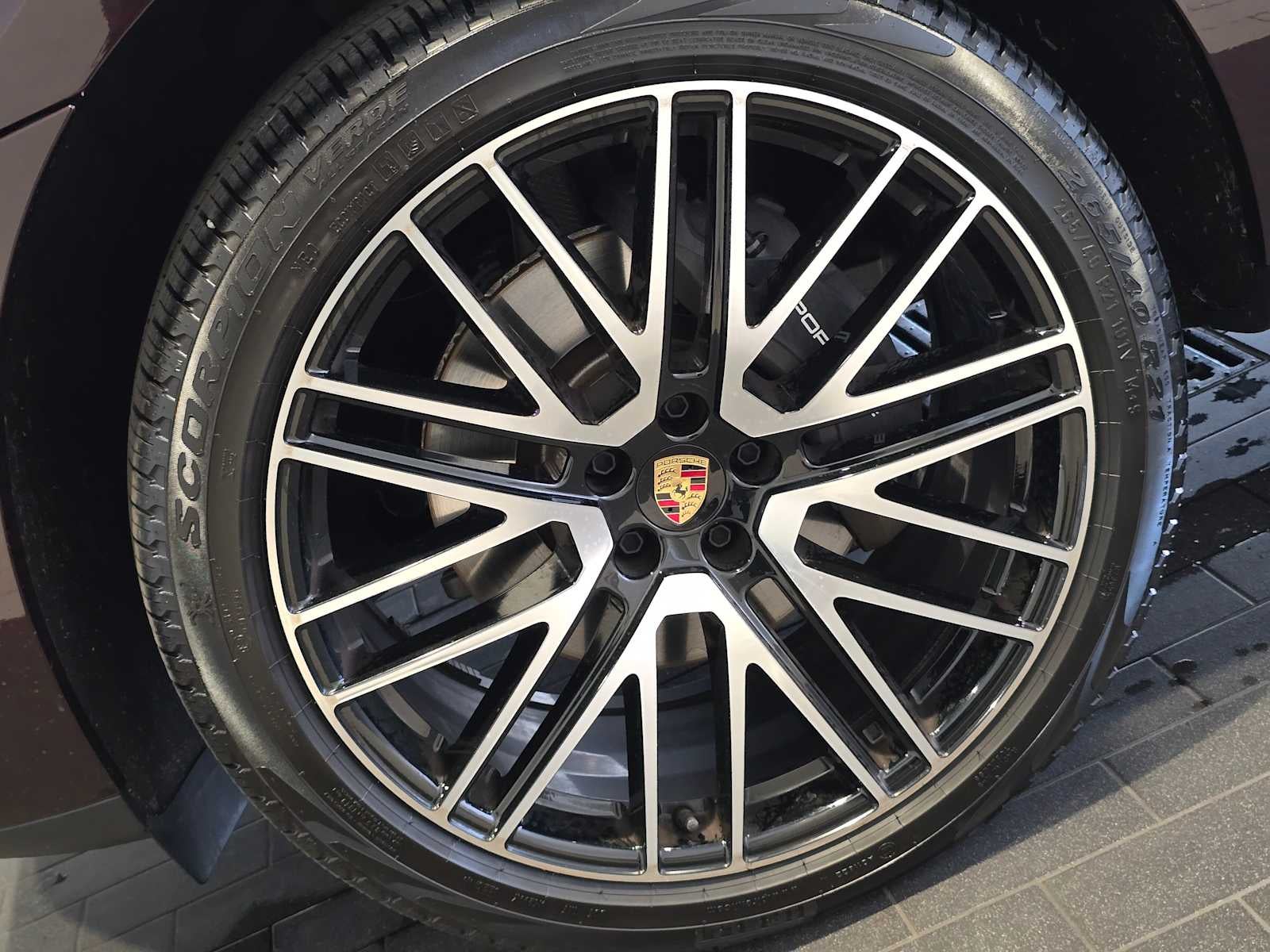 2025 Porsche Macan Macan T