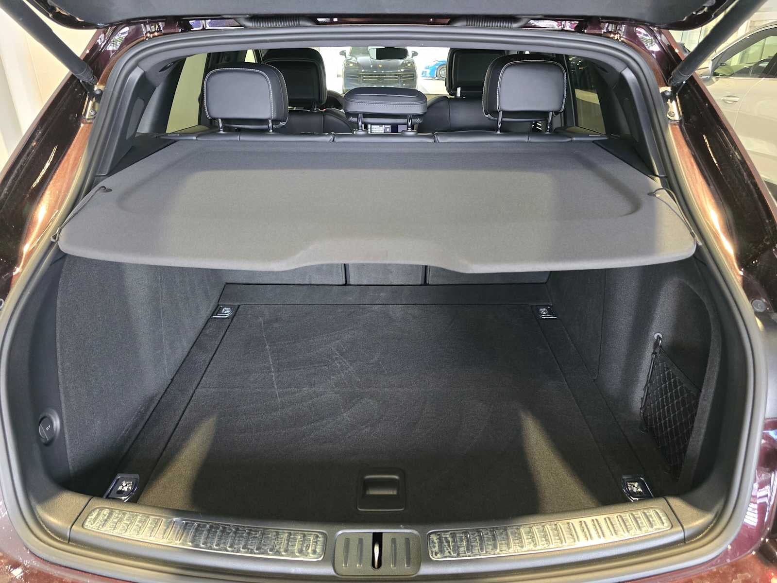 2025 Porsche Macan Macan T