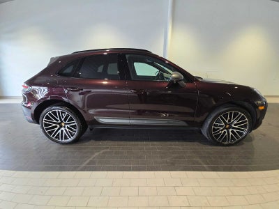 2025 Porsche Macan Macan T