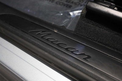 2025 Porsche Macan Macan