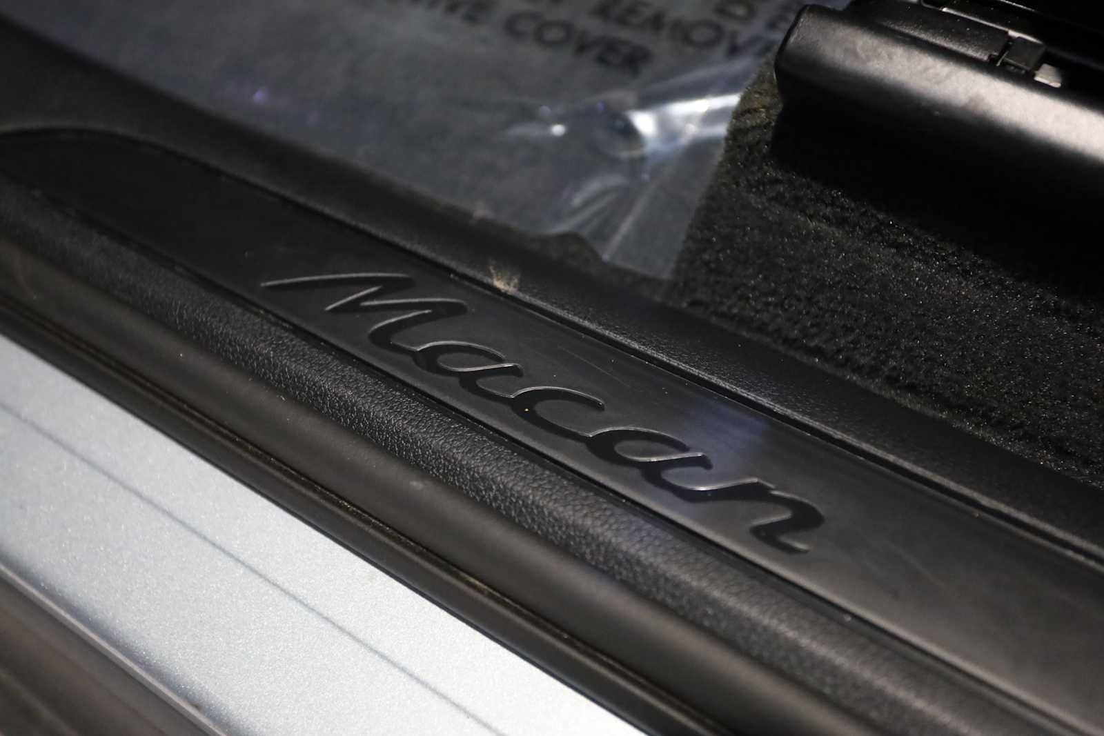 2025 Porsche Macan Macan