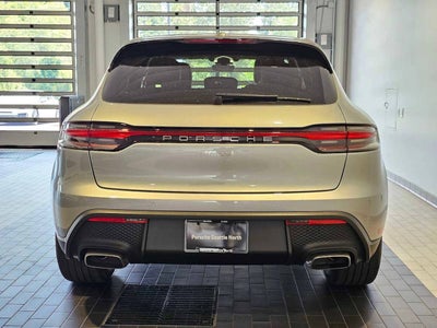 2025 Porsche Macan Macan