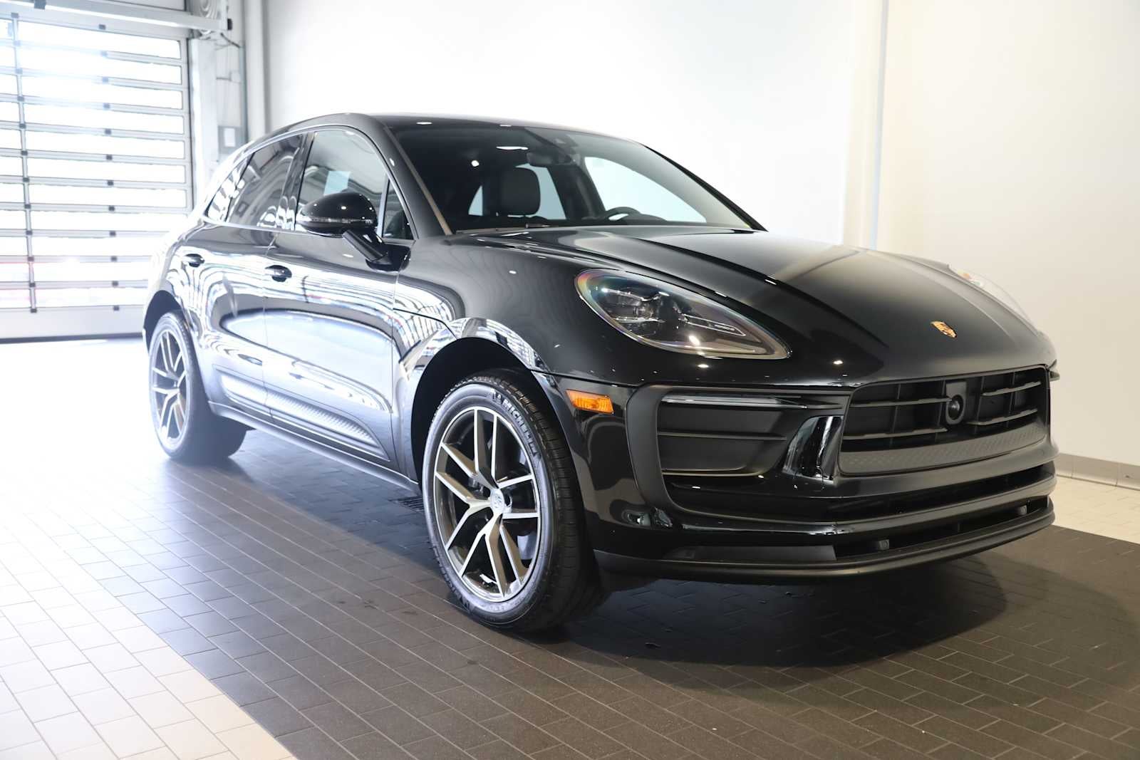 2025 Porsche Macan Macan