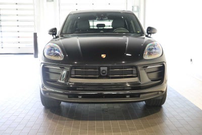 2025 Porsche Macan Macan
