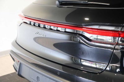 2025 Porsche Macan Macan
