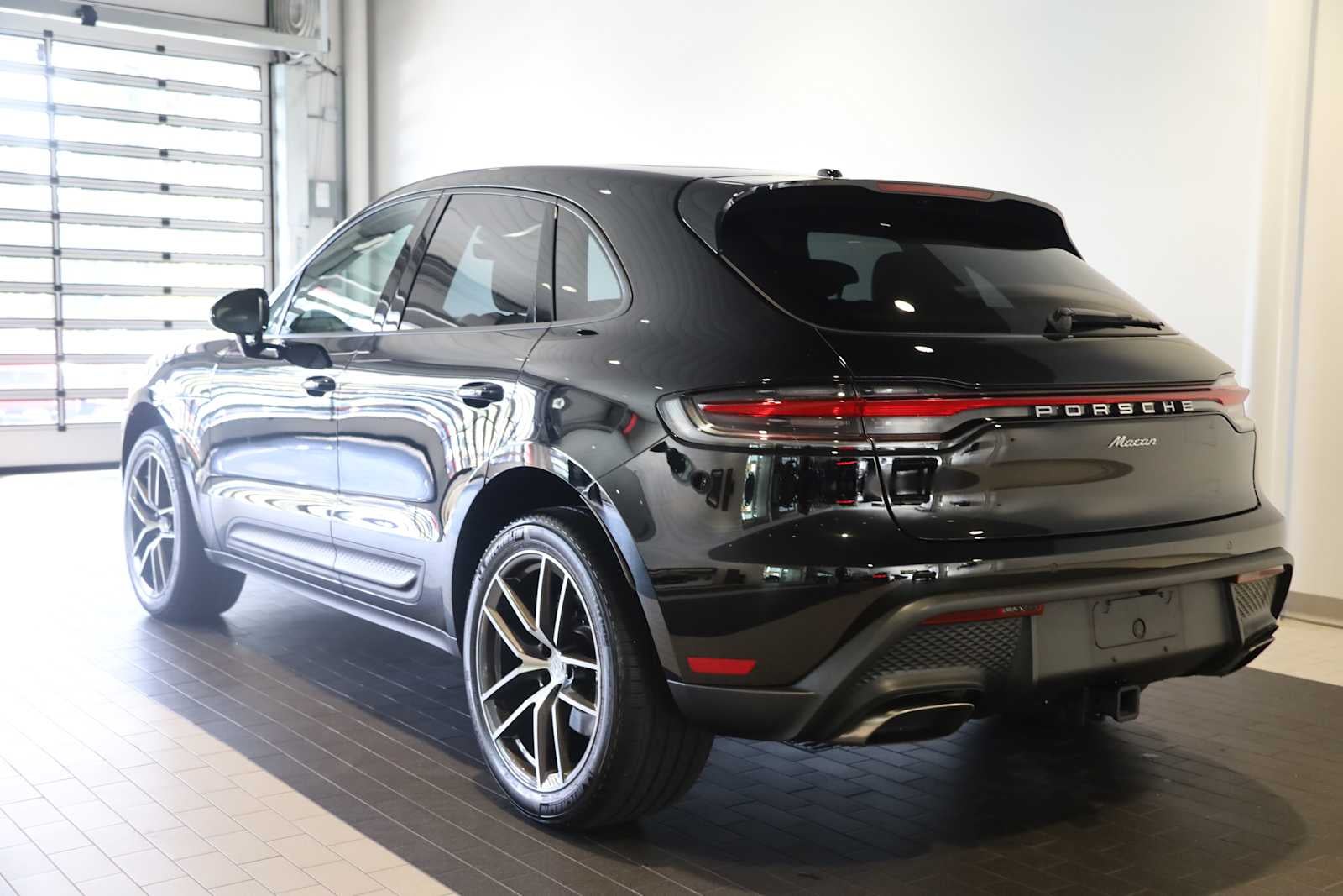 2025 Porsche Macan Macan