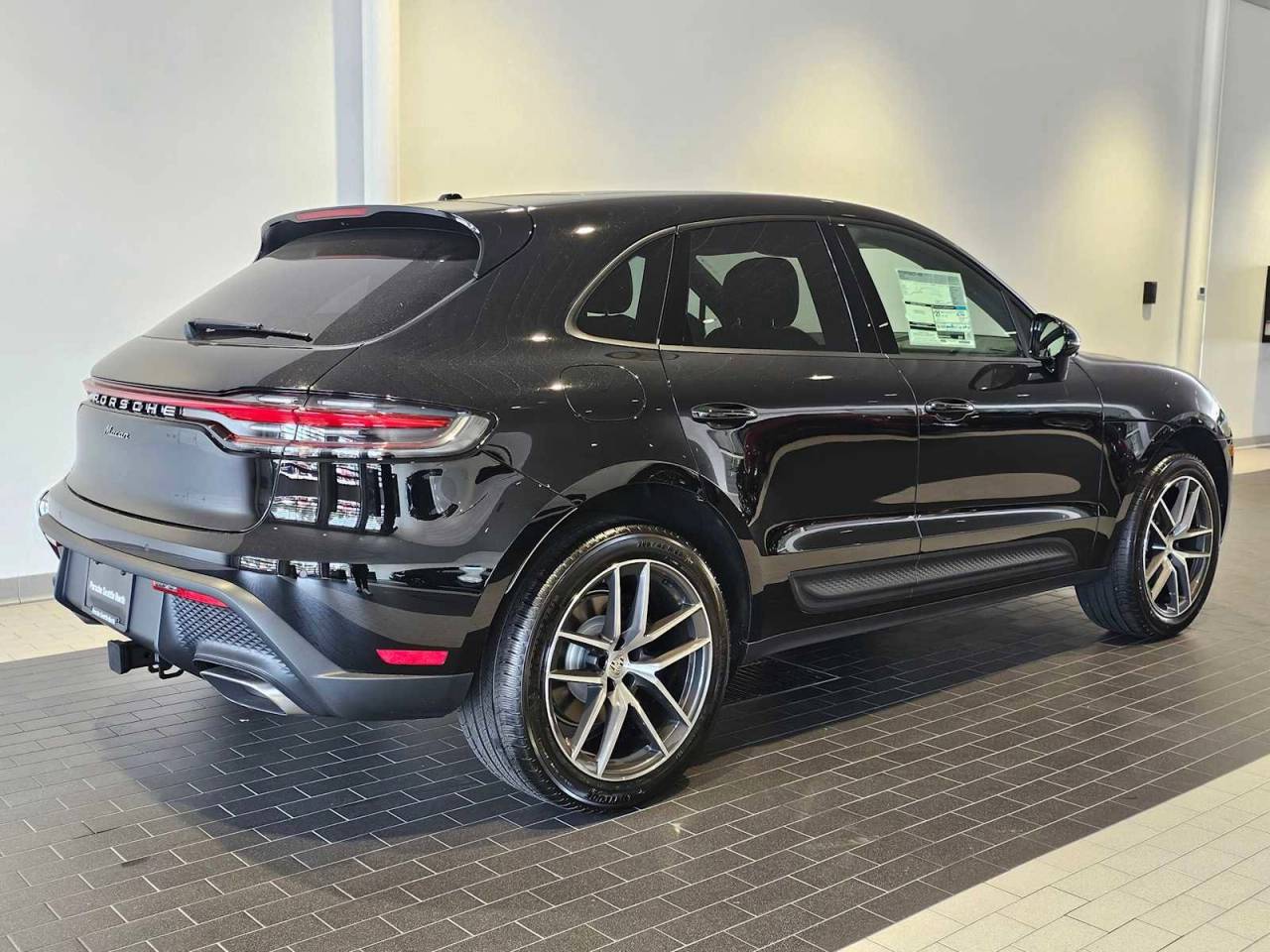 2025 Porsche Macan Macan