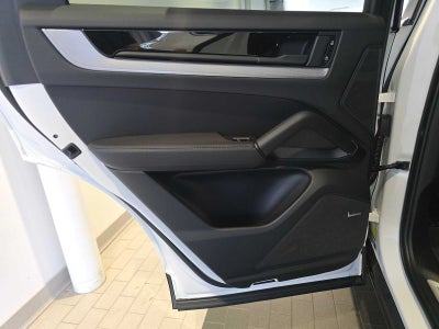 2025 Porsche Cayenne Cayenne