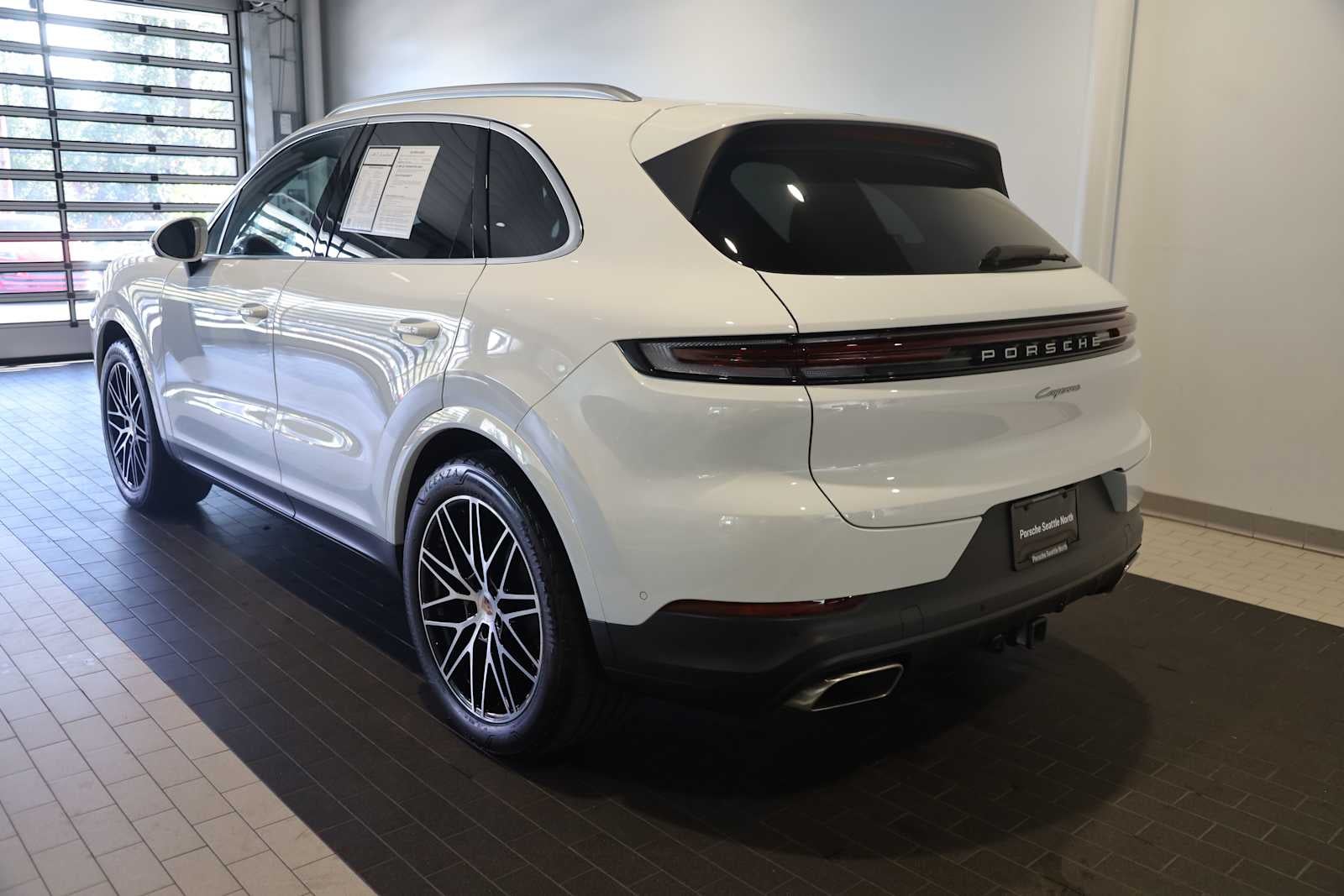 2025 Porsche Cayenne Cayenne