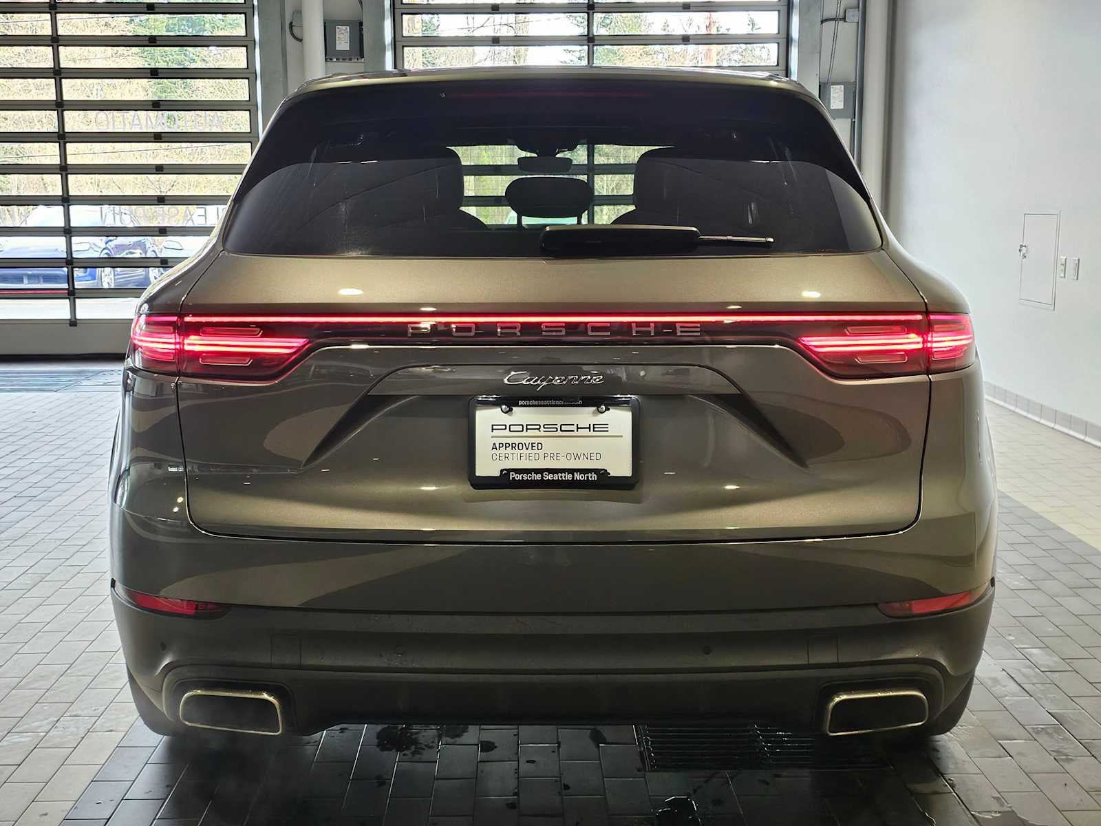 2023 Porsche Cayenne Base