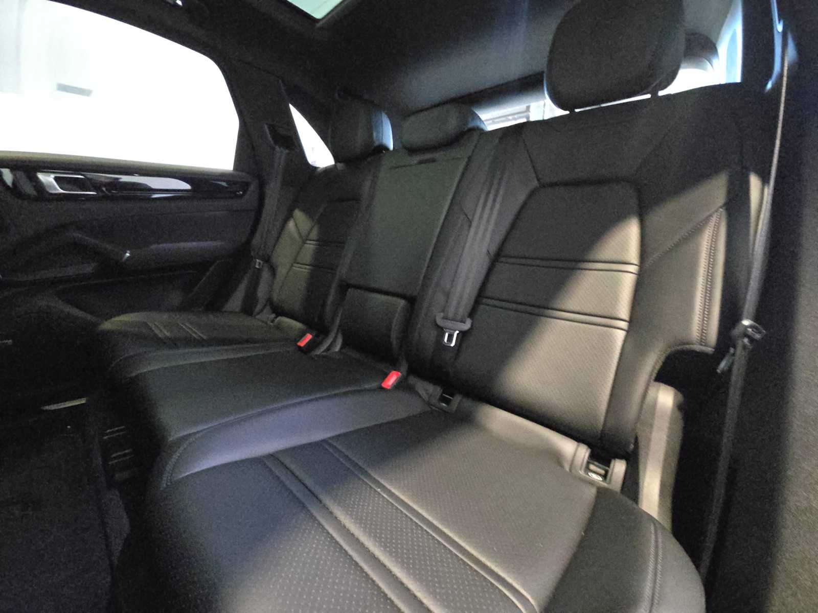2023 Porsche Cayenne Cayenne