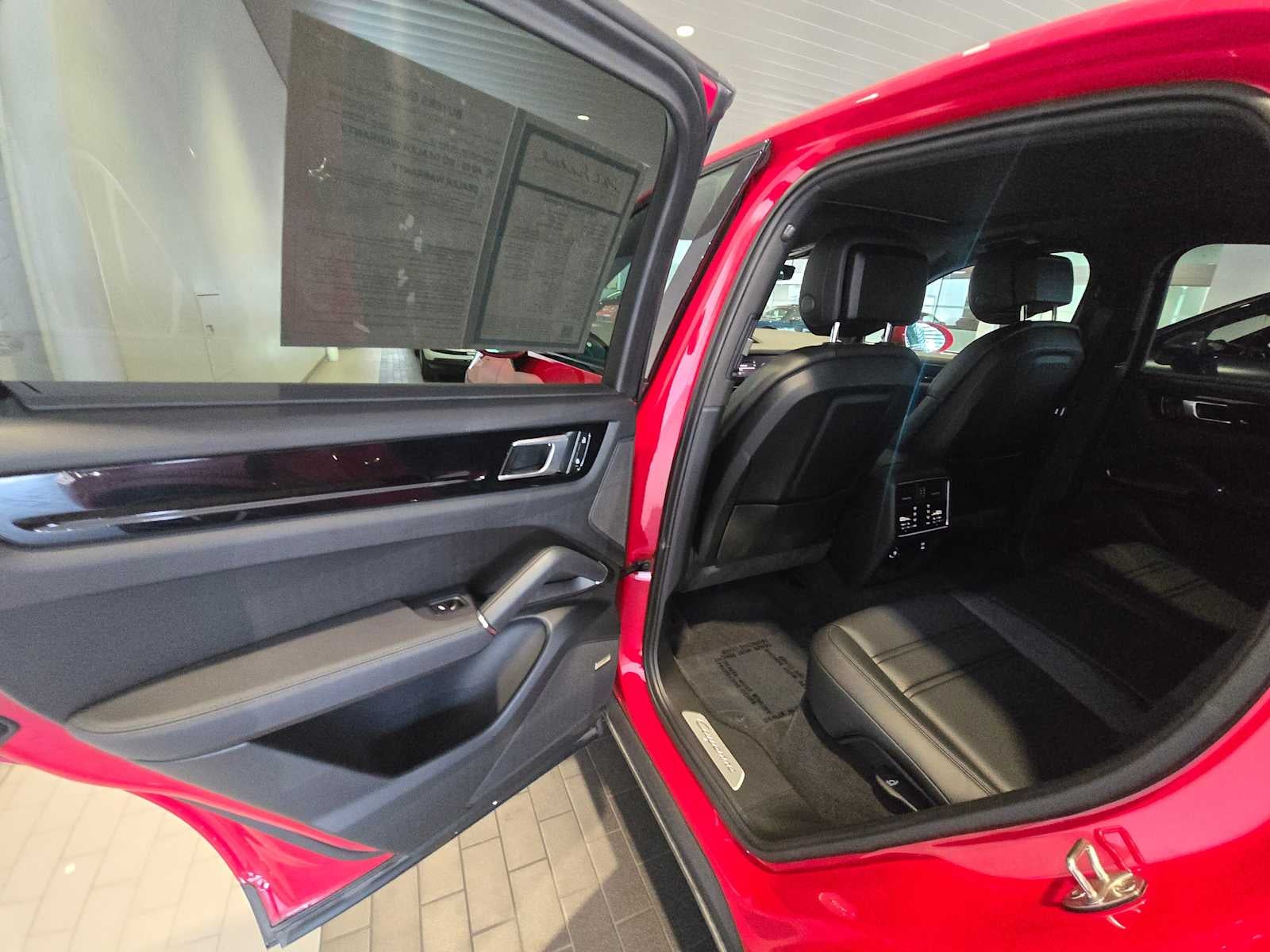 2023 Porsche Cayenne Cayenne (MY23)