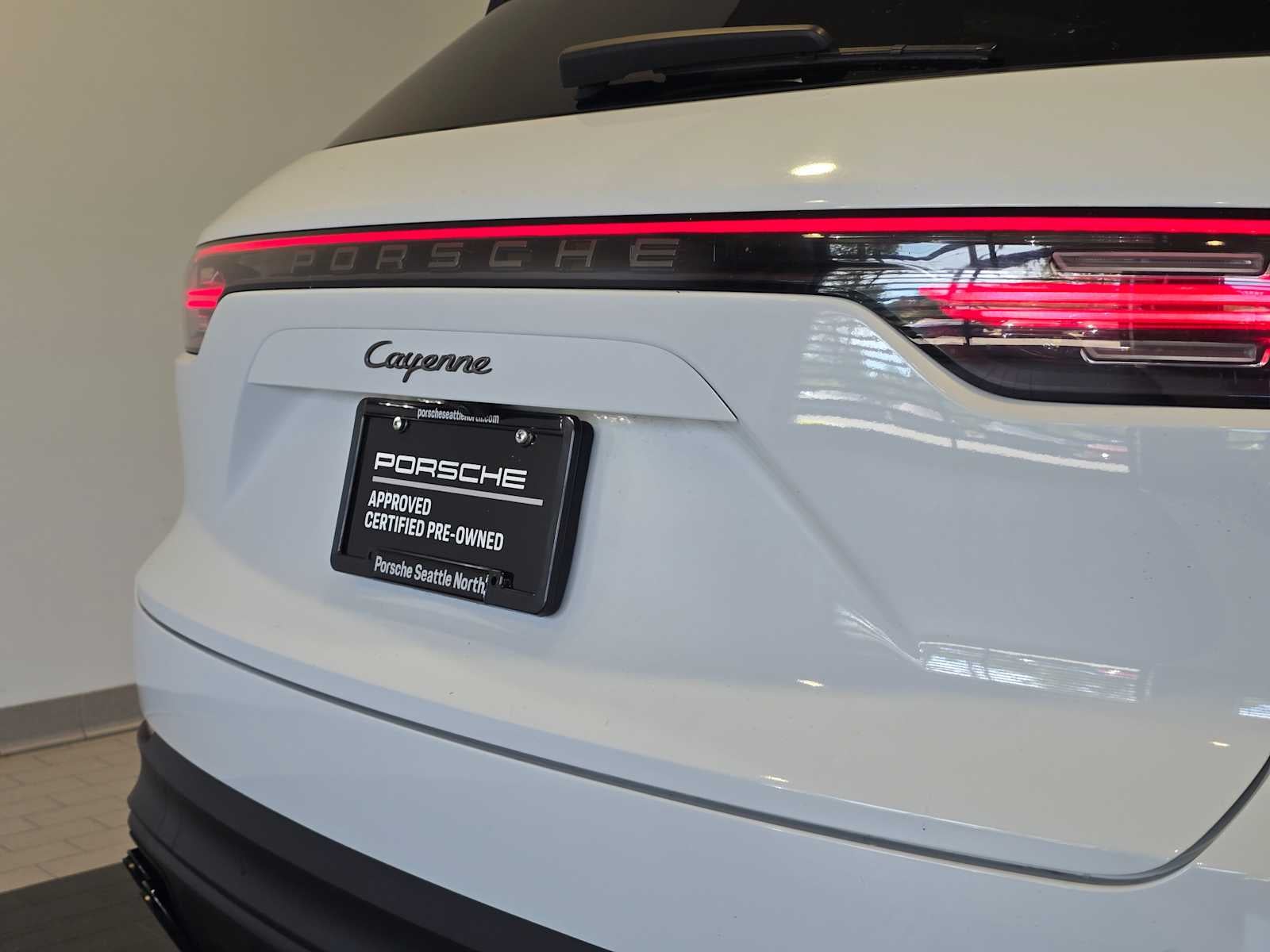 2022 Porsche Cayenne Platinum Edition