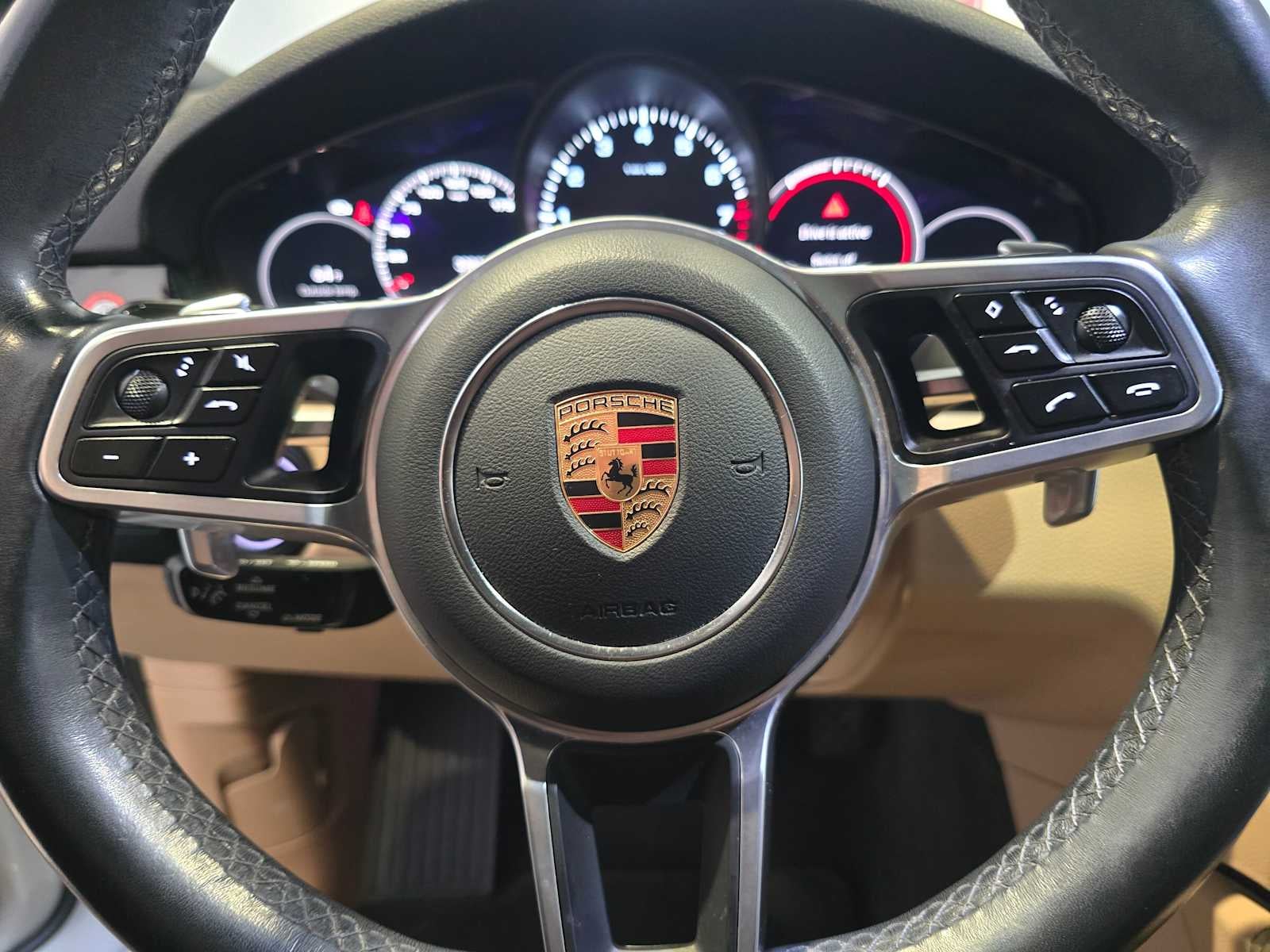 2022 Porsche Cayenne Platinum Edition