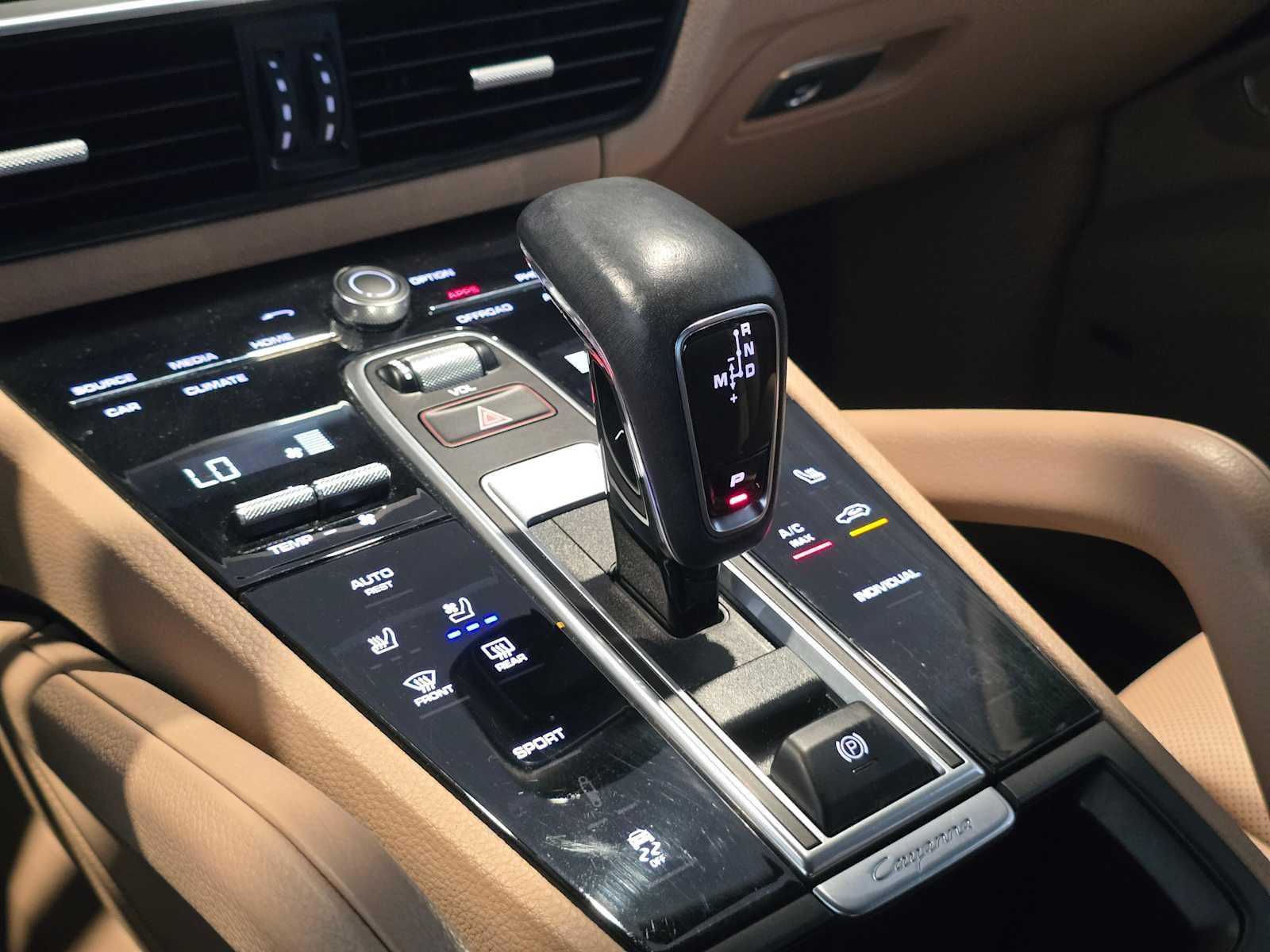 2022 Porsche Cayenne Platinum Edition