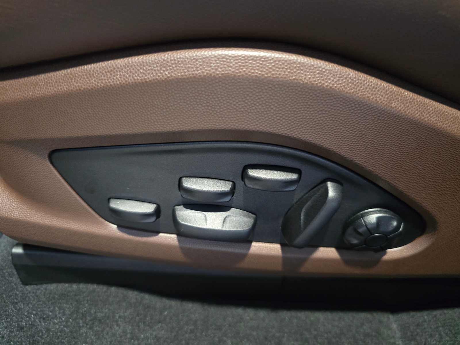 2024 Porsche Macan Electric 4