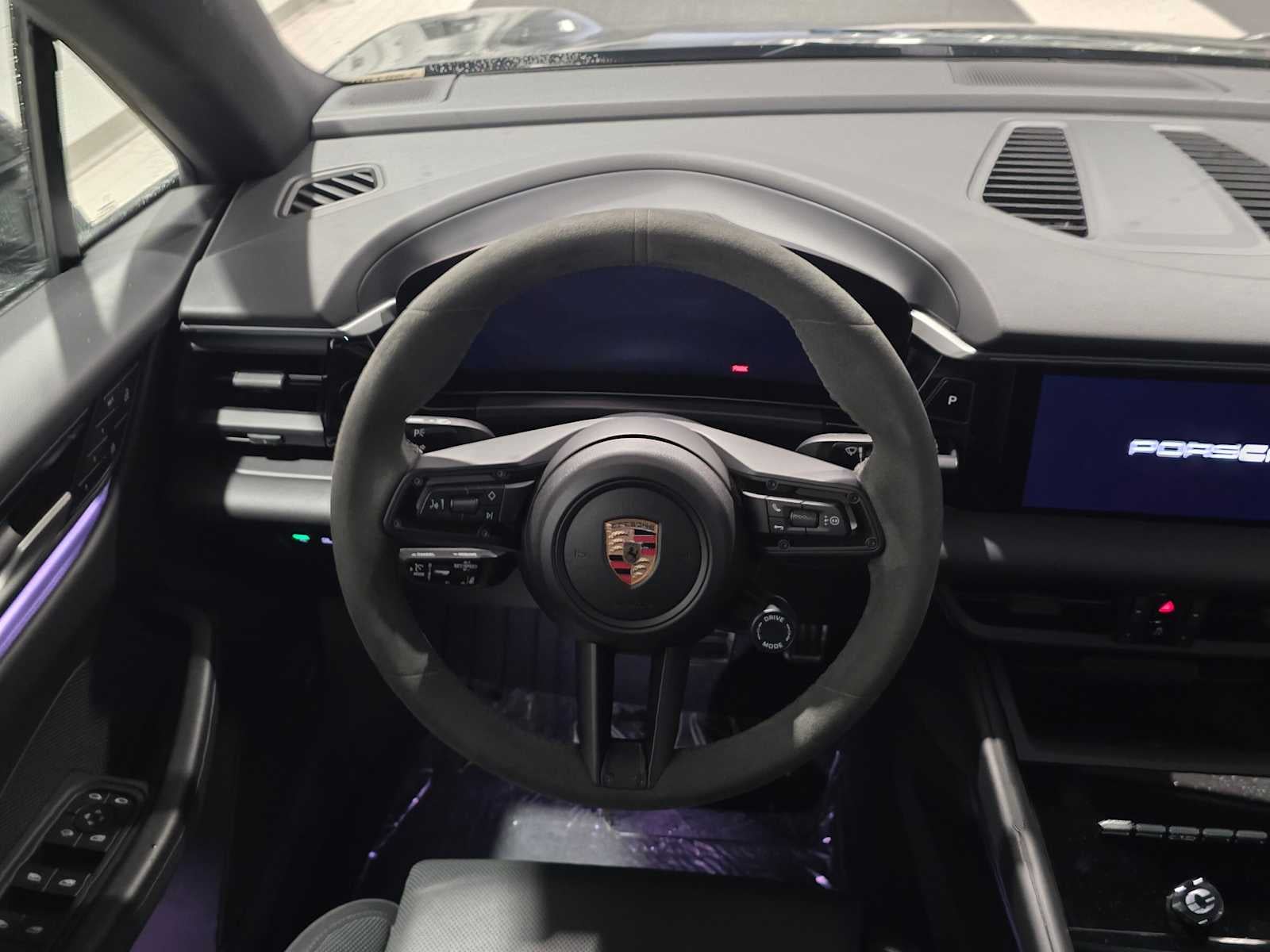 2024 Porsche Macan Electric 4