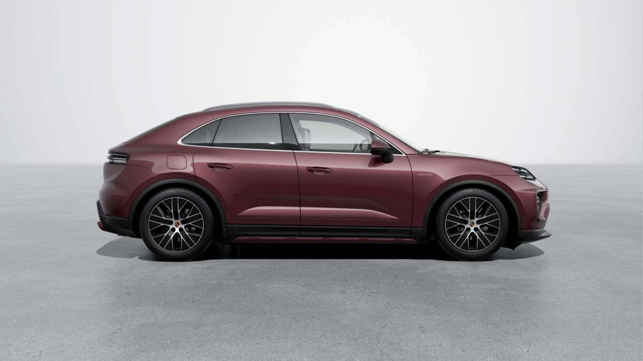 2025 Porsche Macan Electric 4