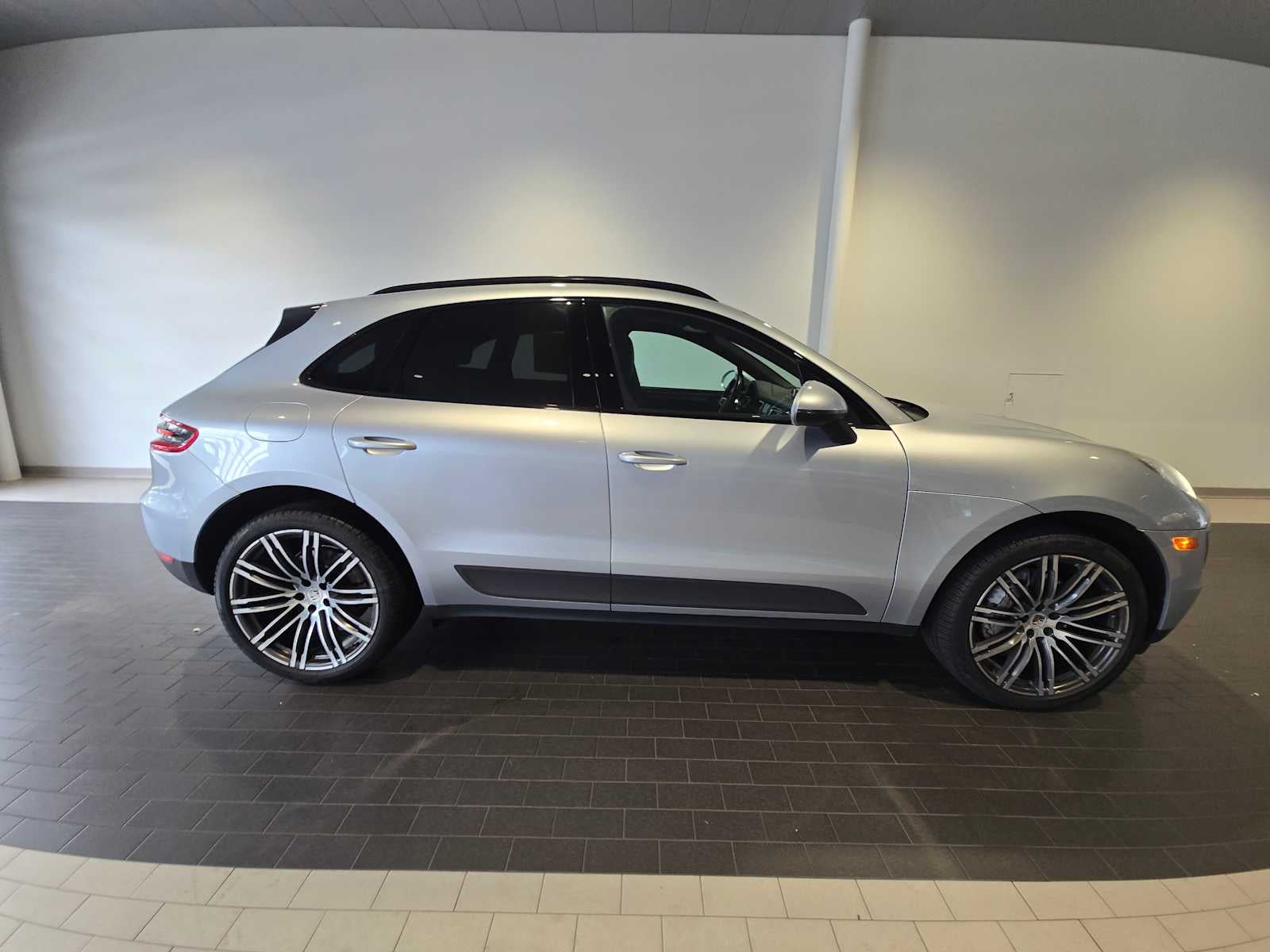 2017 Porsche Macan Macan S