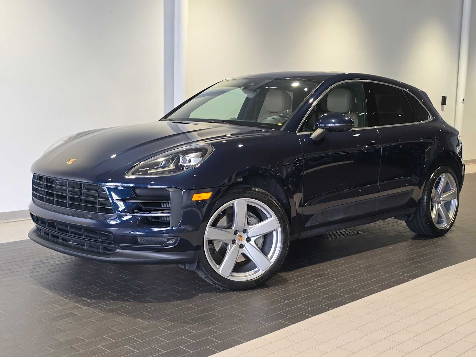 2021 Porsche Macan Macan S