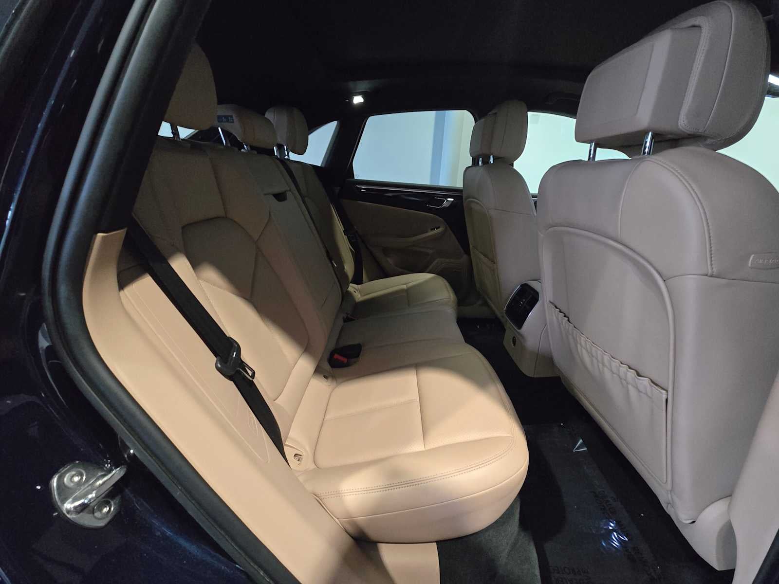 2021 Porsche Macan Macan S