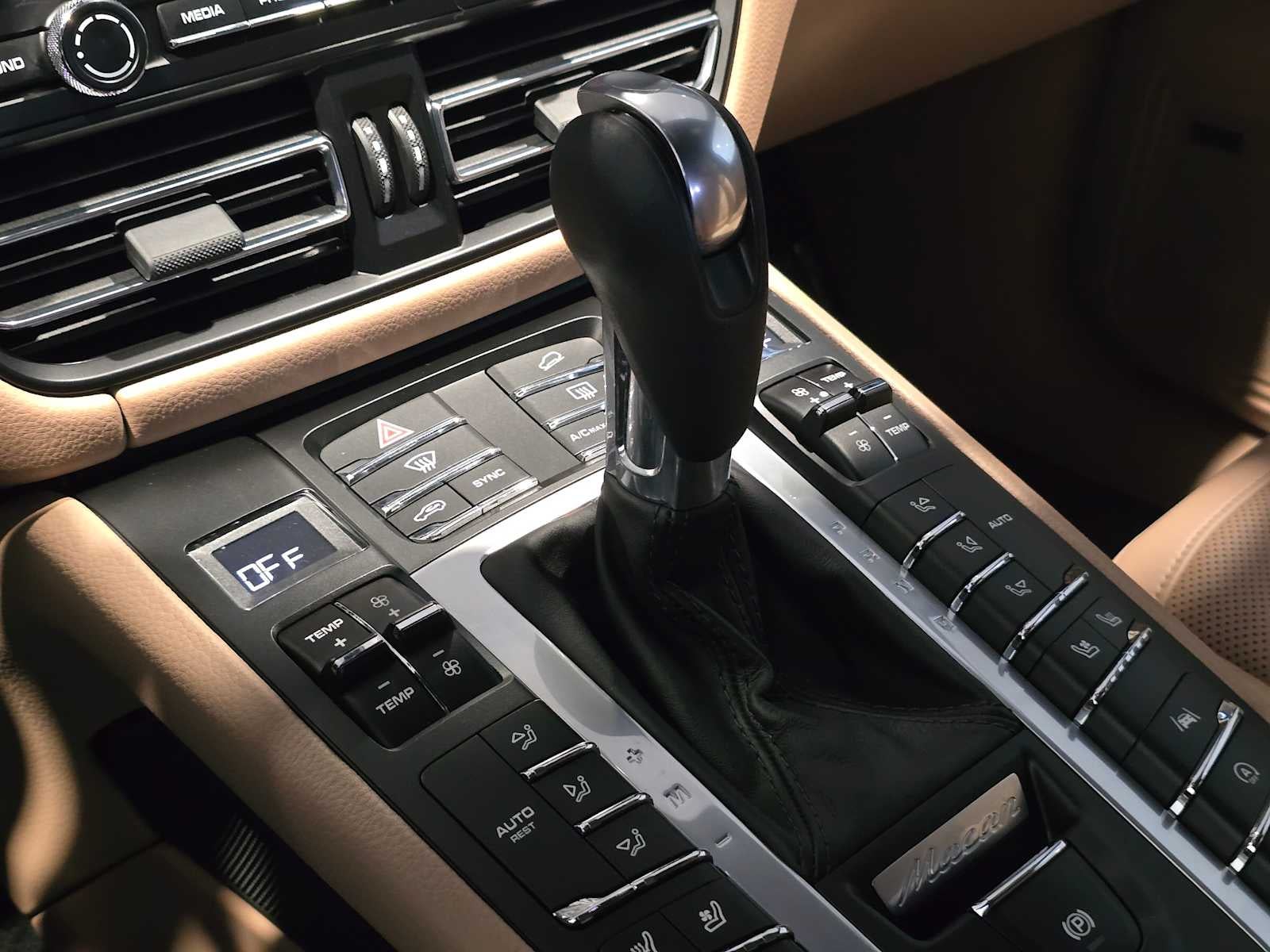 2021 Porsche Macan Macan S