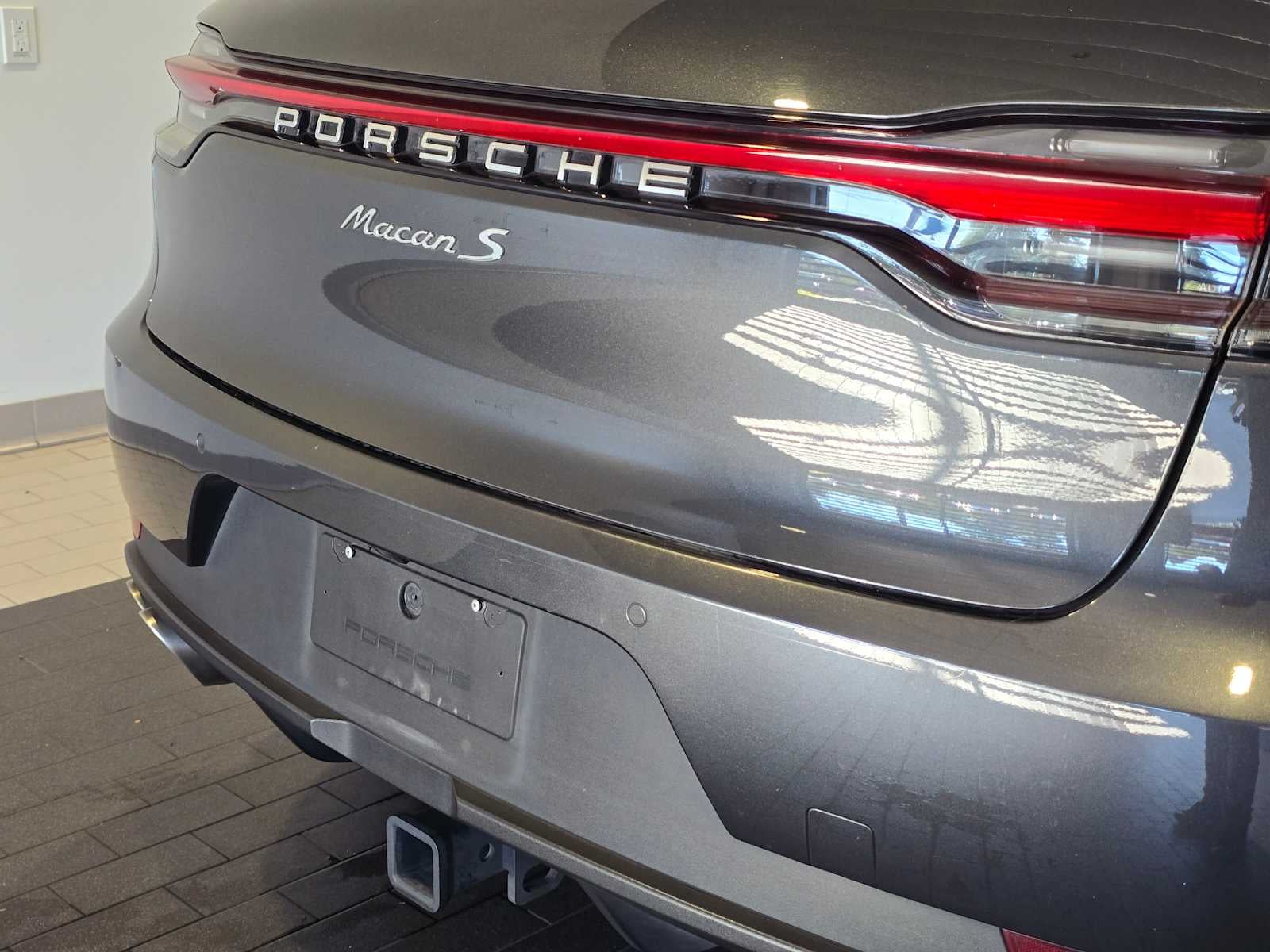 2019 Porsche Macan Macan S