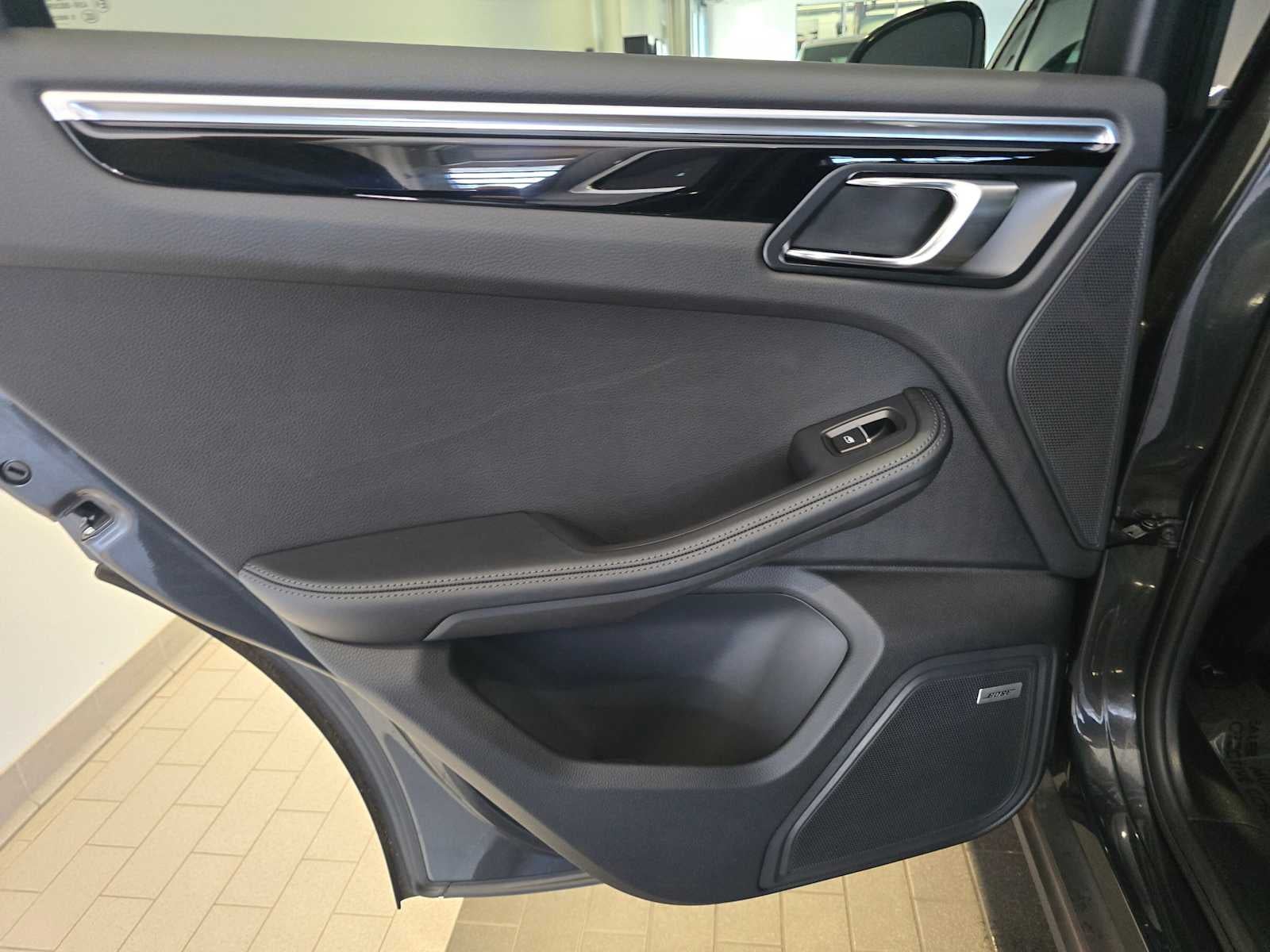2019 Porsche Macan Macan S
