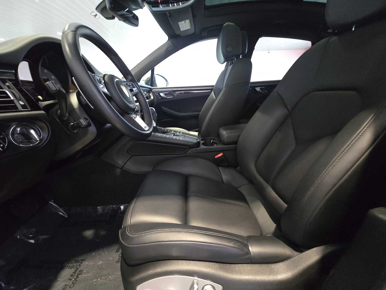 2019 Porsche Macan Macan S