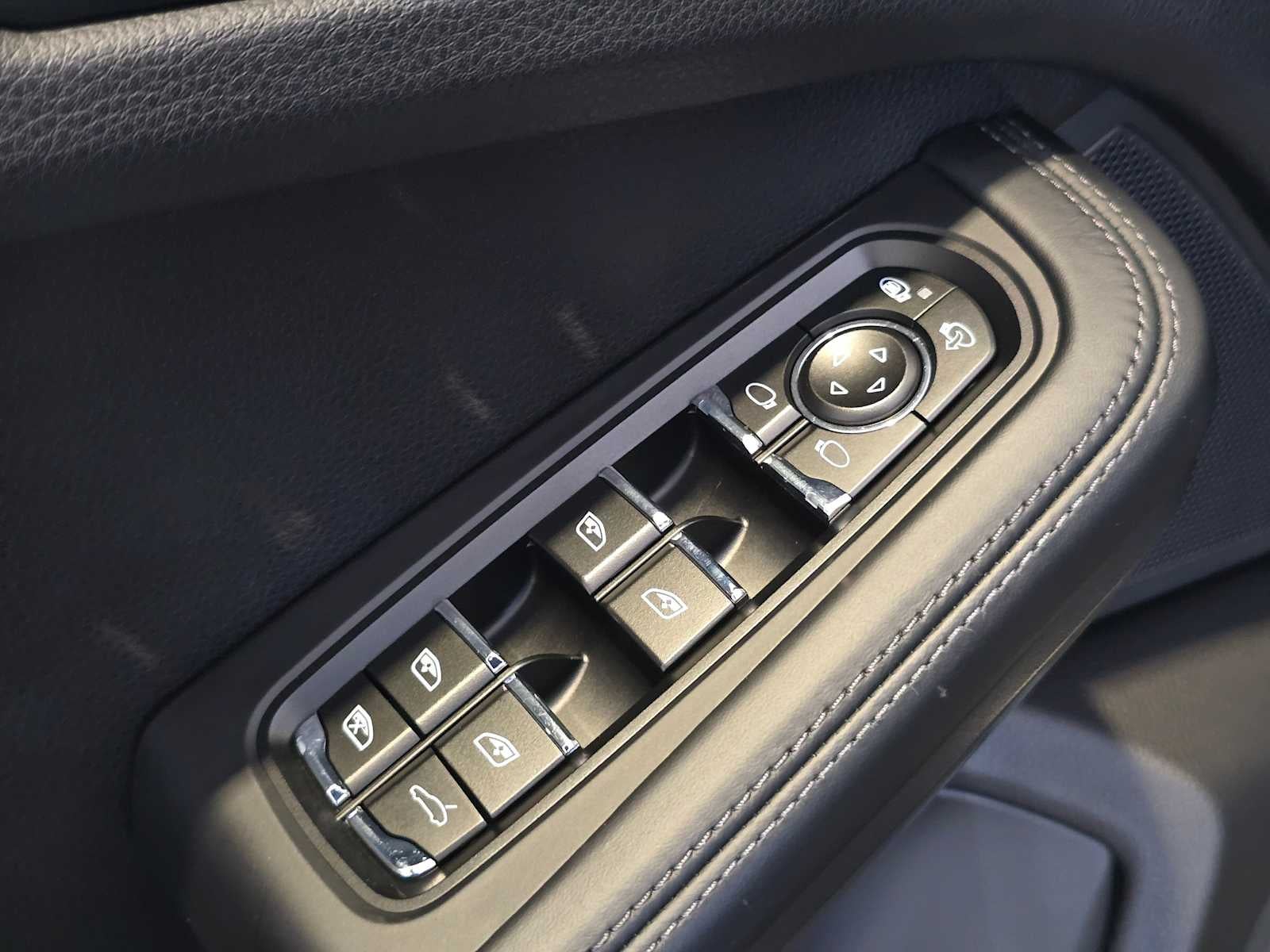 2019 Porsche Macan Macan S