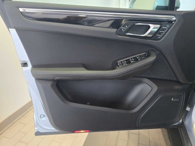2015 Porsche Macan Macan S