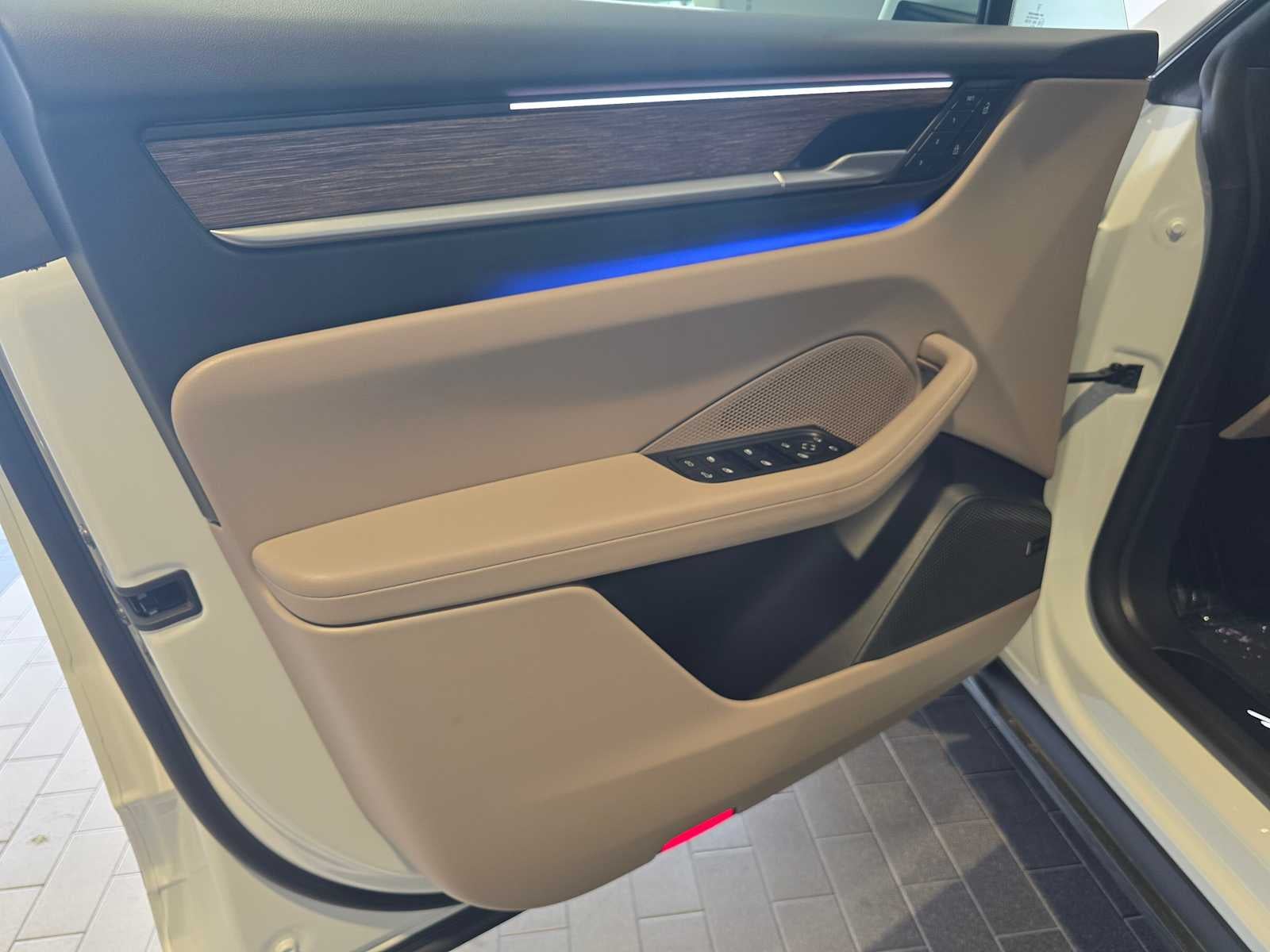 2025 Porsche Macan Macan 4S Electric