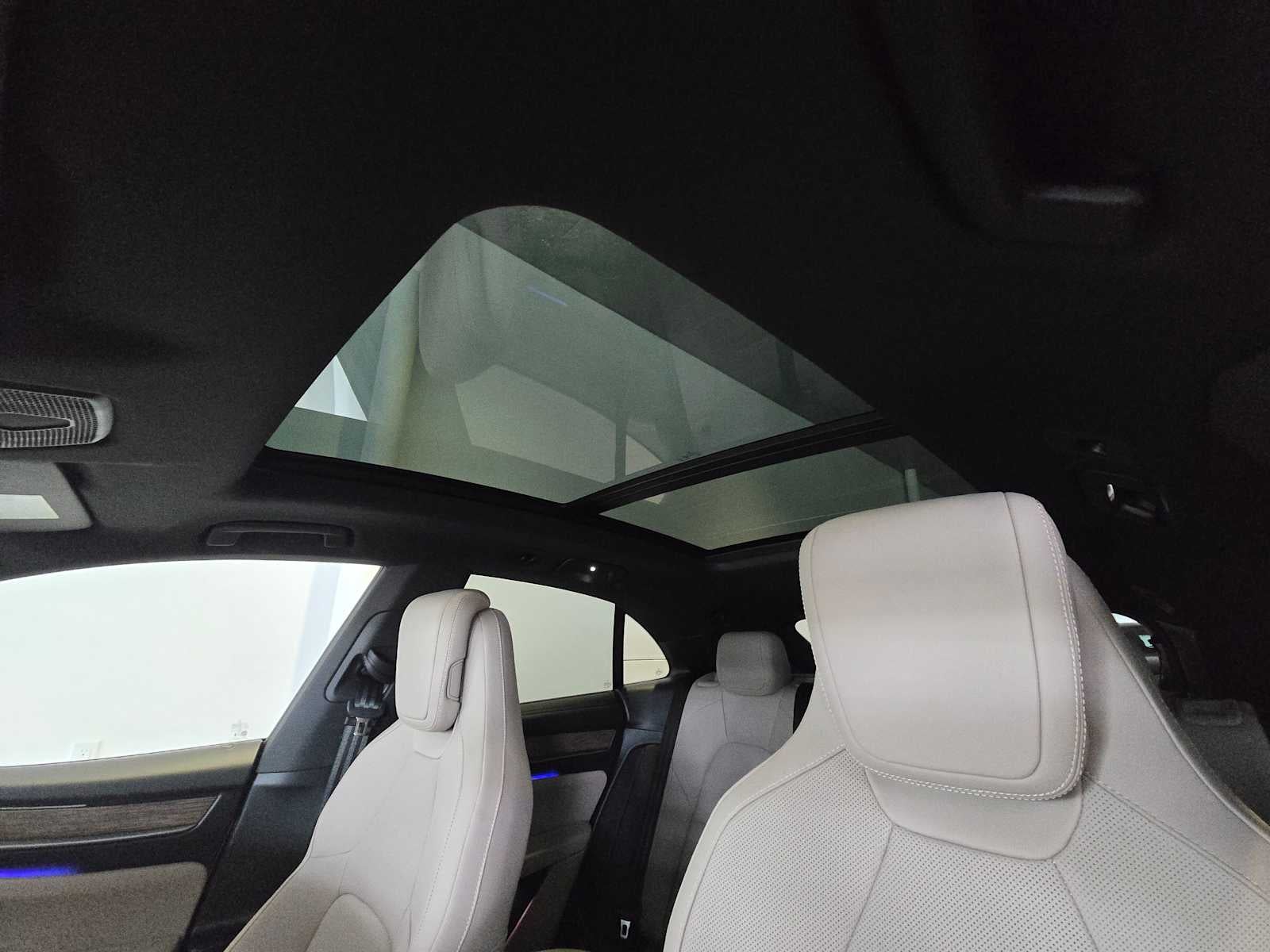 2025 Porsche Macan Macan 4S Electric