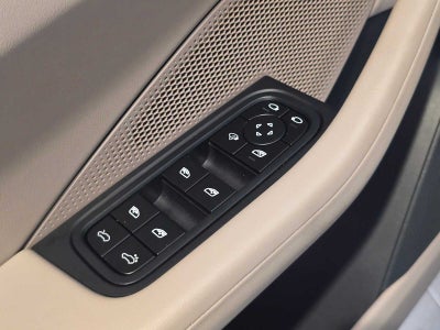 2025 Porsche Macan Macan 4S Electric