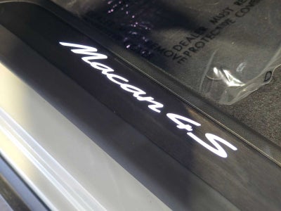 2025 Porsche Macan Macan 4S Electric