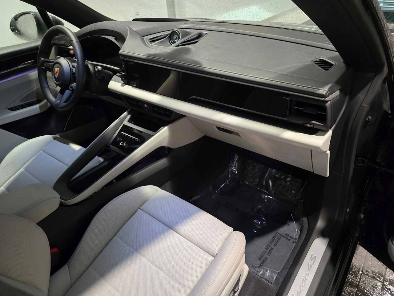 2025 Porsche Macan Macan 4S Electric