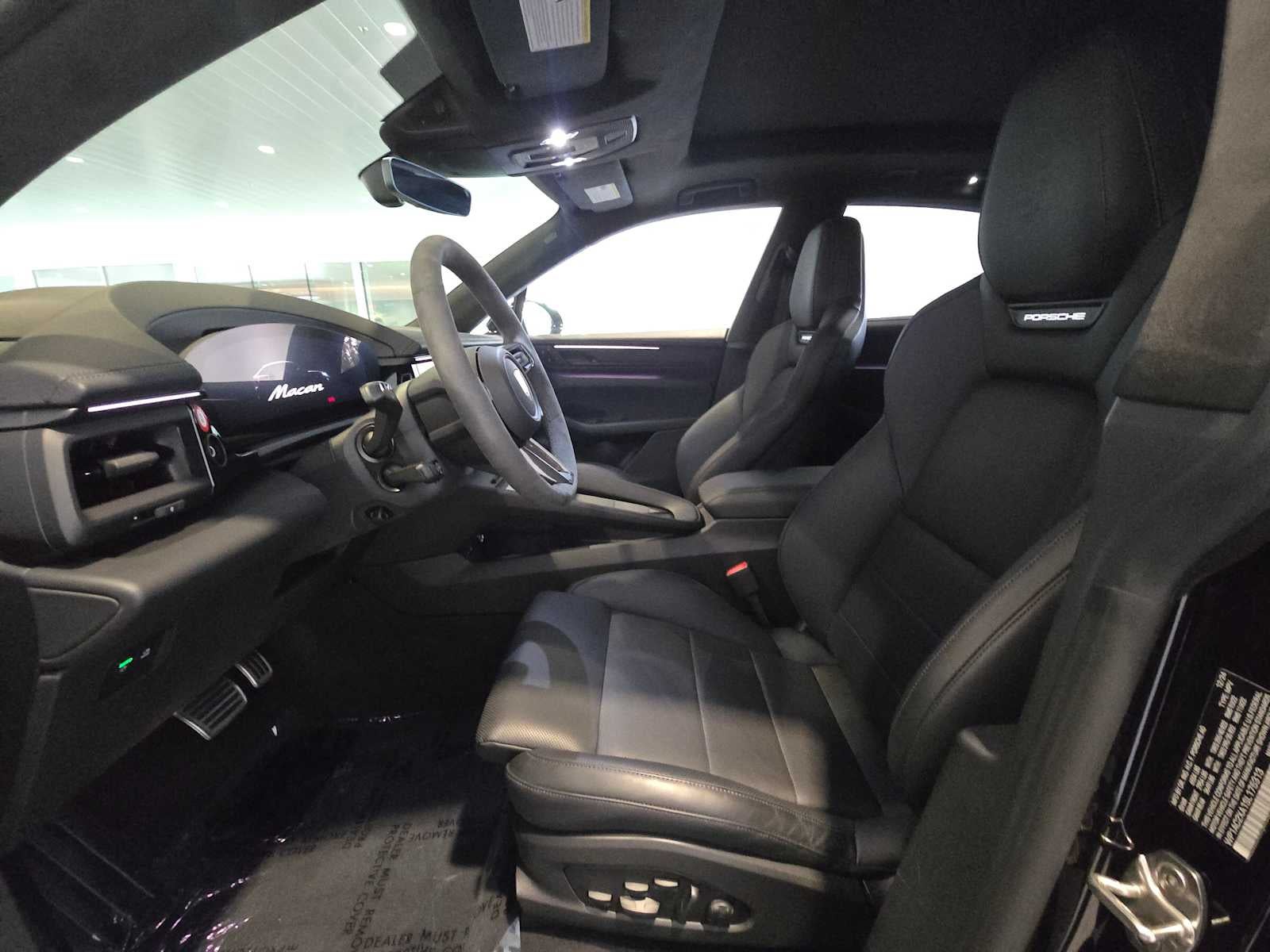 2025 Porsche Macan Macan Turbo Electric
