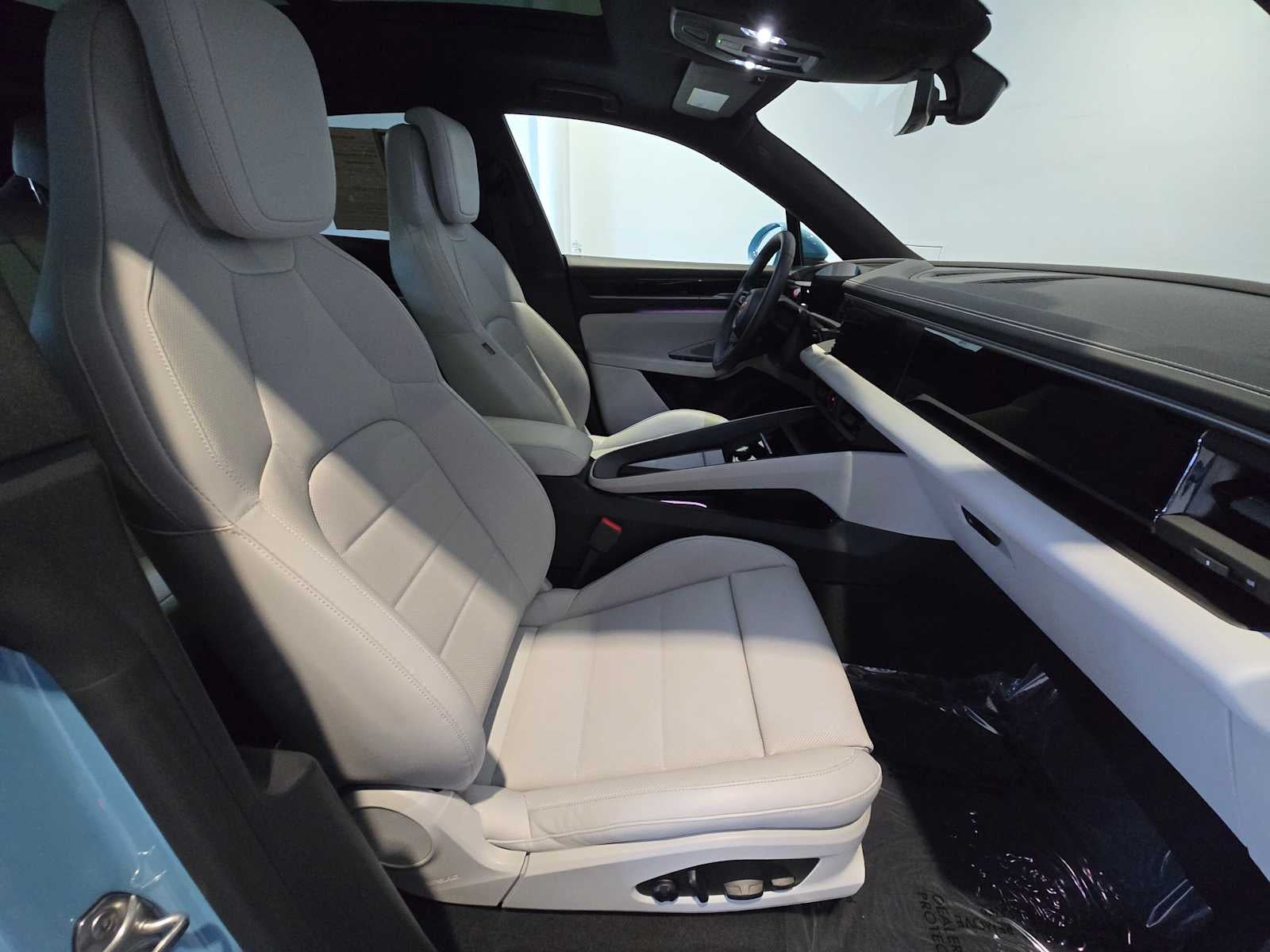 2025 Porsche Macan Macan Electric