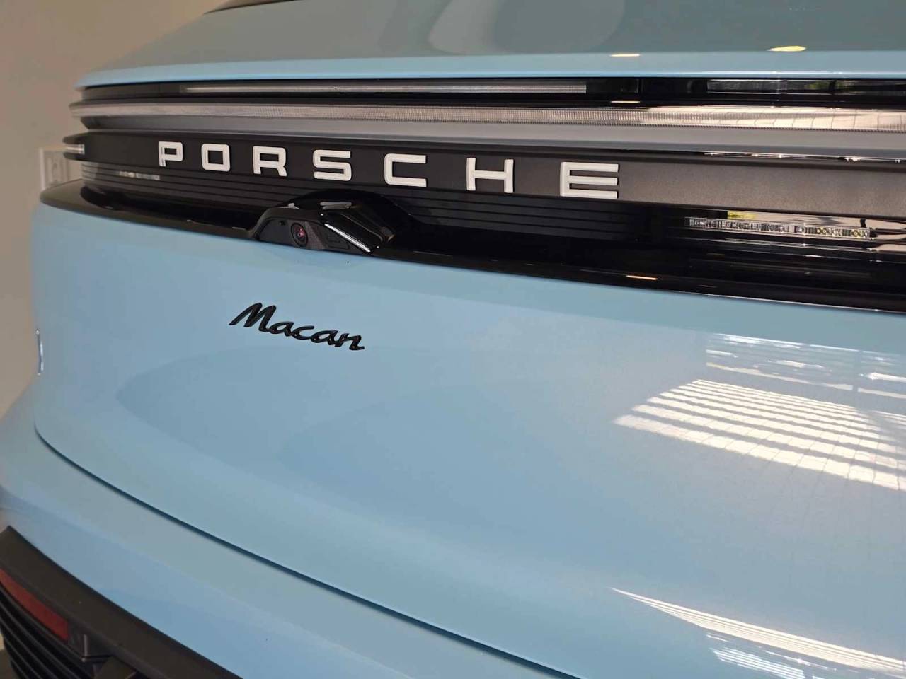 2025 Porsche Macan Macan Electric