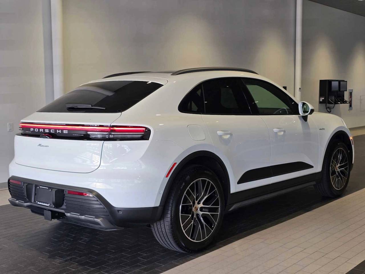 2025 Porsche Macan Electric