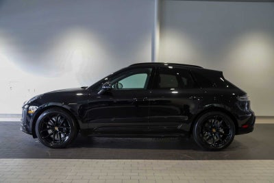 2026 Porsche Macan Macan GTS