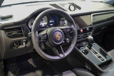 2026 Porsche Macan Macan GTS