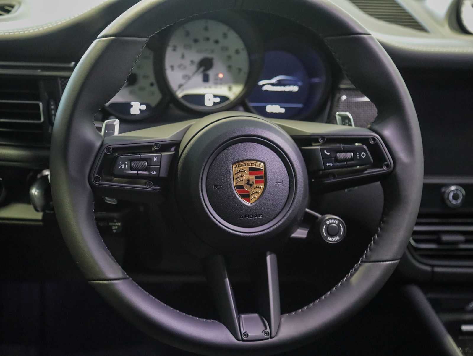 2026 Porsche Macan Macan GTS