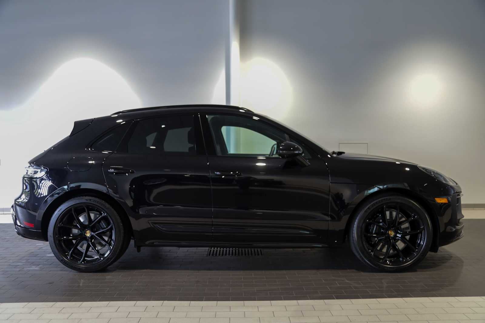 2026 Porsche Macan Macan GTS
