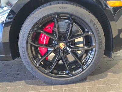 2025 Porsche Macan Macan GTS