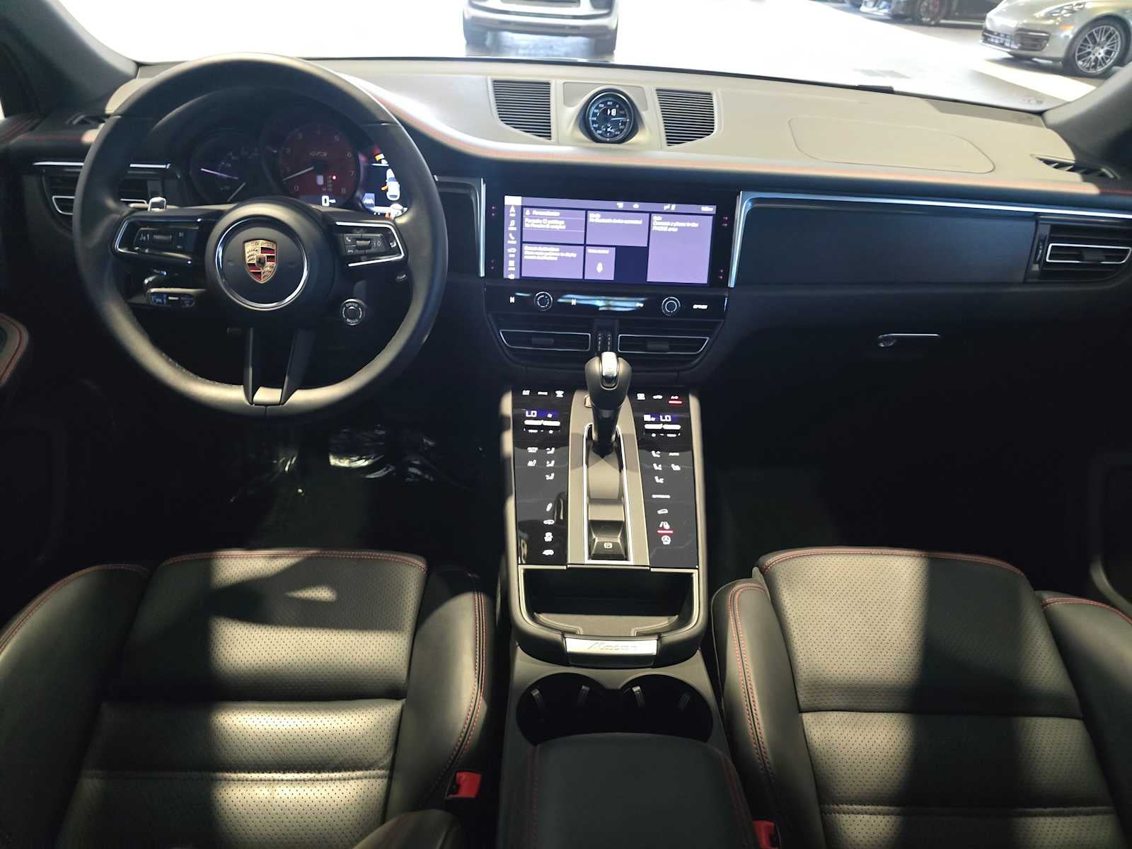 2025 Porsche Macan Macan GTS